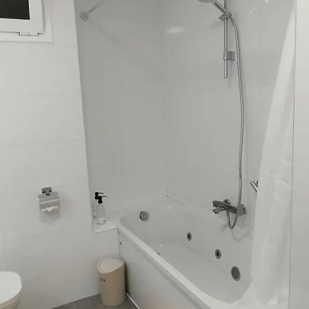 Full Appt Atlanta Peaceful Garden With Pool Apartamento